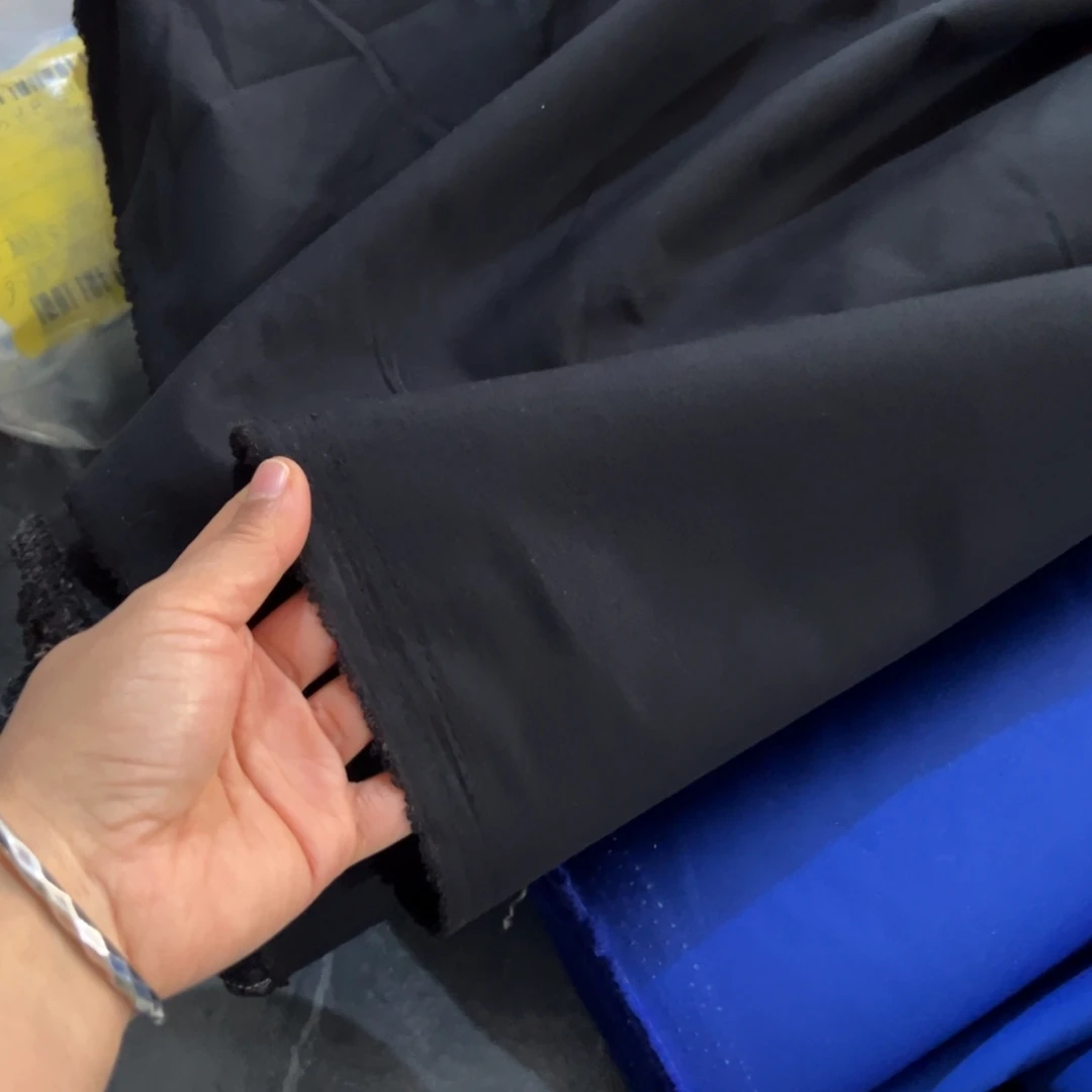 棉2米价黑色微弹锦棉府绸1.4宽果子五折福利微瑕B2