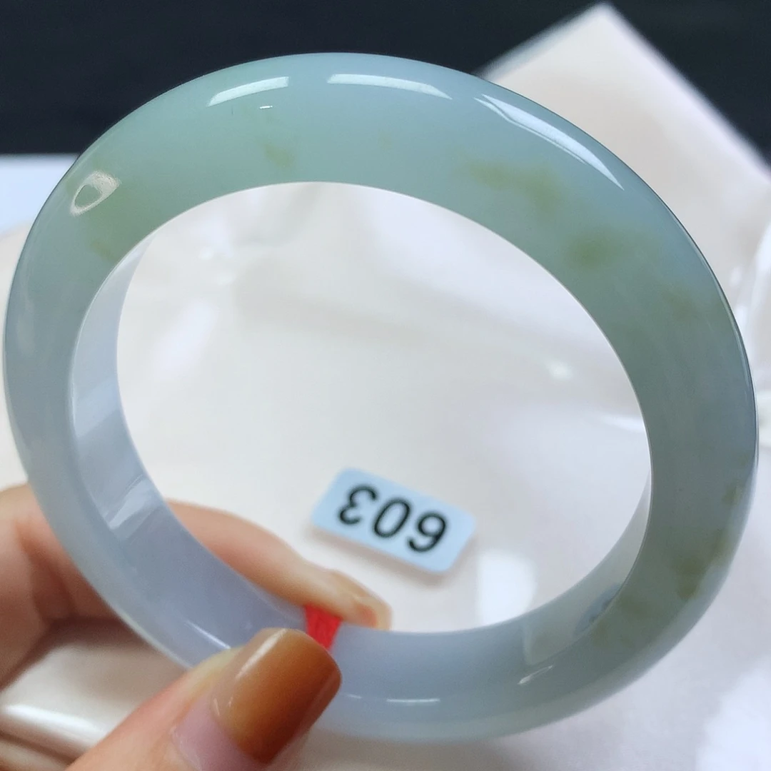 未镶嵌手镯翡翠翡翠手镯