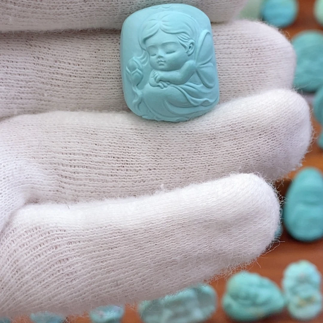 绿松石未镶嵌珠宝奇石