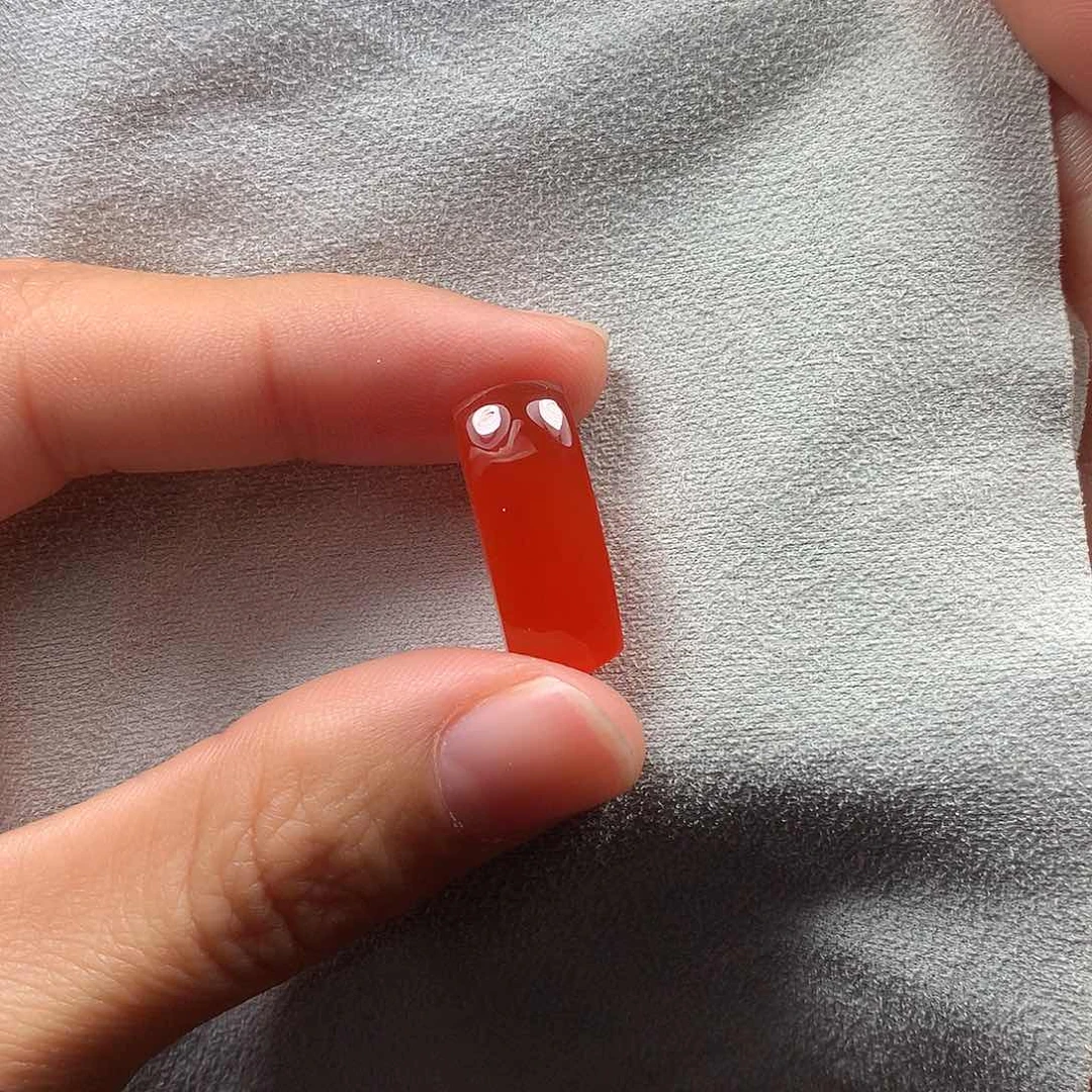 南红玛瑙1未镶嵌月****时小庄冰红蛋面