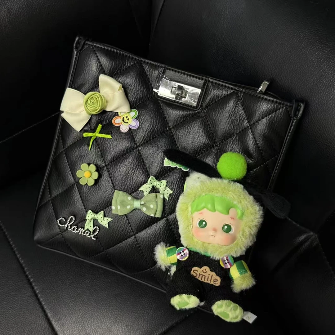 原创手工设计潮玩娃包 韩系轻奢小众设计黑色斜挎包