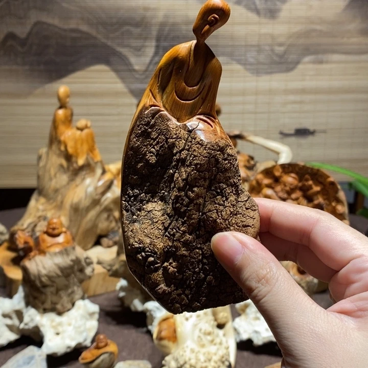 柏木（崖柏）黑骨无相