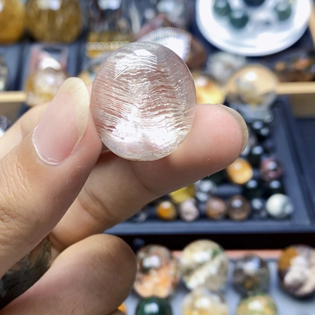 未镶嵌颈饰水晶水晶