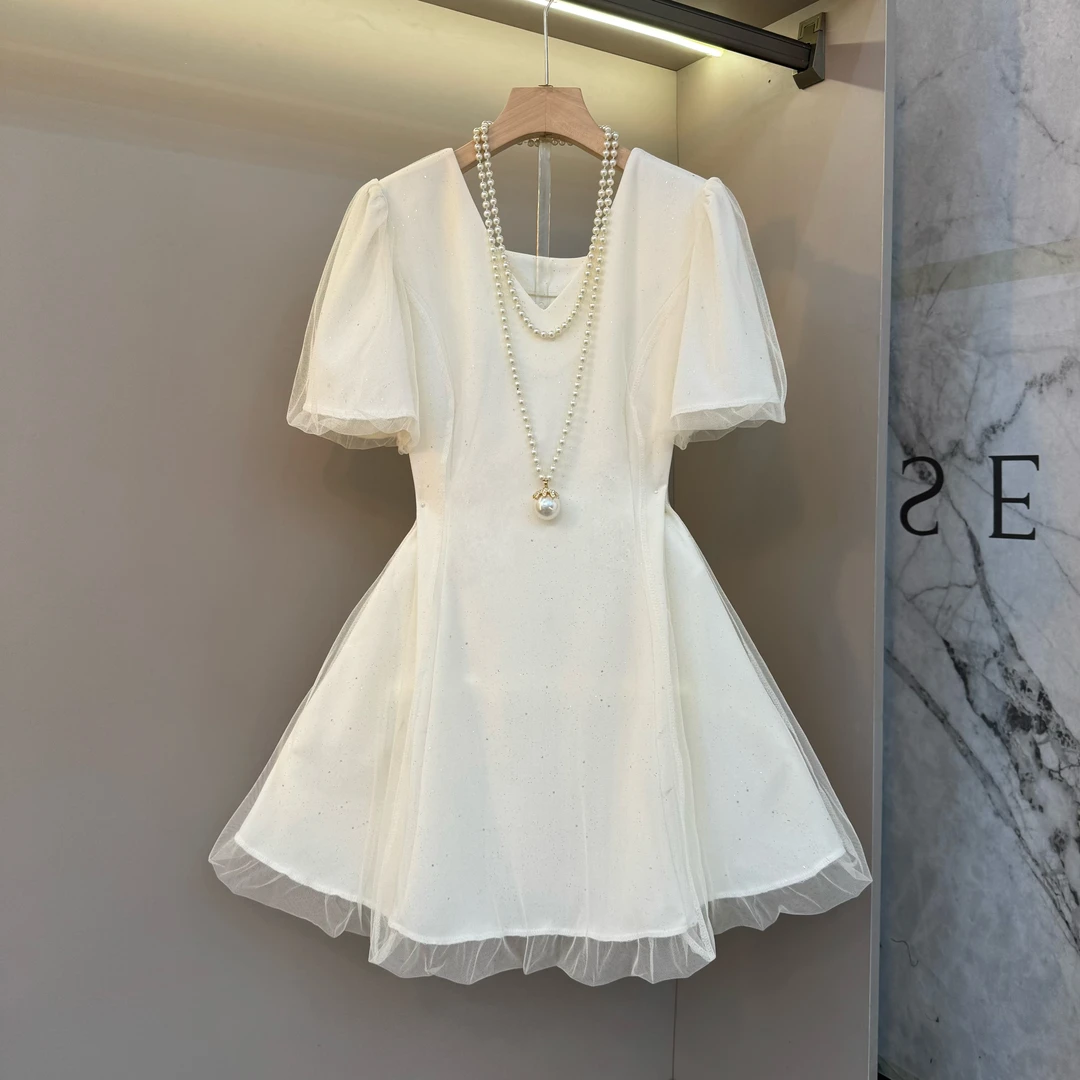 欧货气质法式2025夏季洋气设计感满天星设计显瘦网纱拼接连衣裙