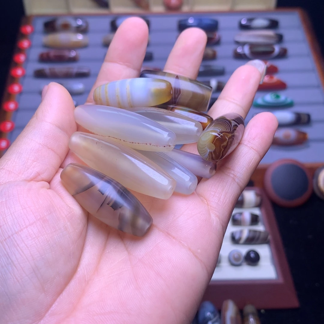 8***7未镶嵌颈饰玛瑙/玉髓