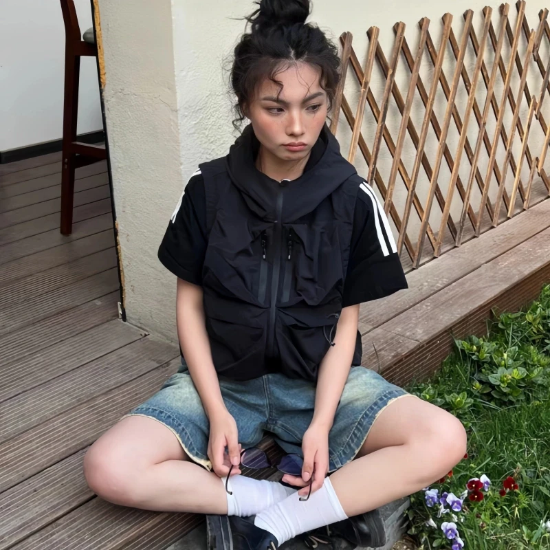 【叠穿必备】工装连帽短款马甲冲锋衣爬山跑步运动透气舒适