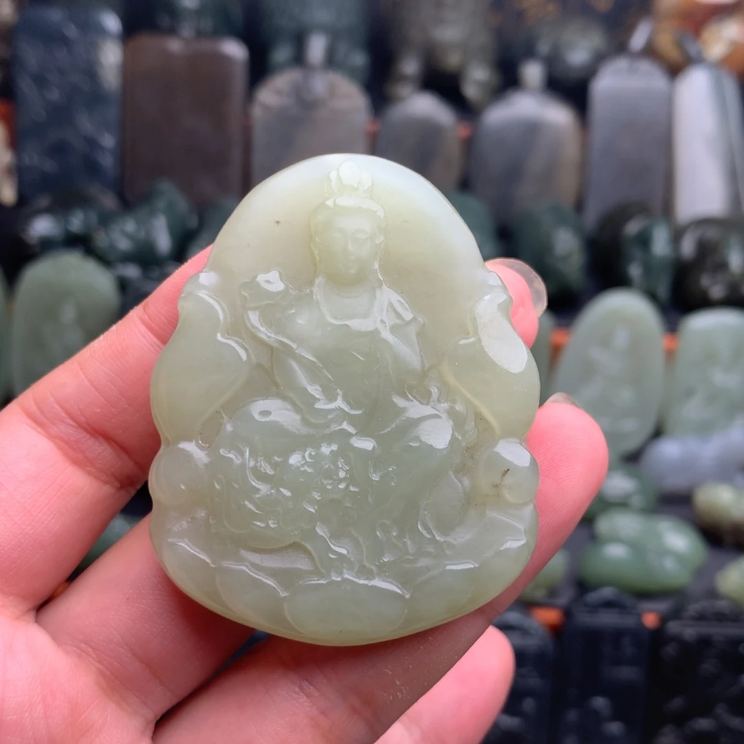 和田玉未镶嵌颈饰挂件31