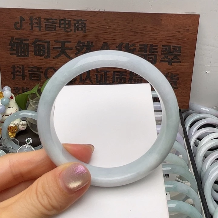 翡翠未镶嵌手镯57正圈