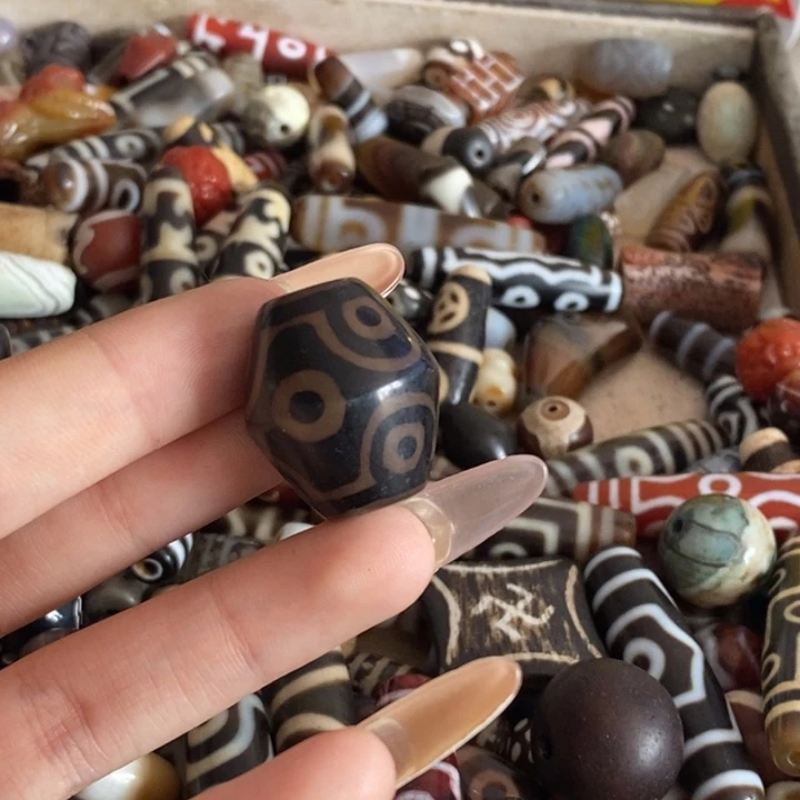 玛瑙/玉髓颈饰足银镀金镶嵌118