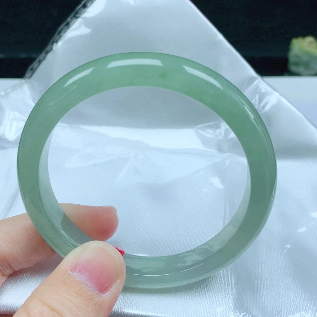 未镶嵌手镯翡翠55