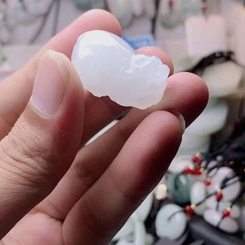 吊坠(赠链)未镶嵌石英质玉
