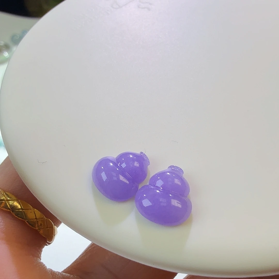 翡翠裸石妖紫葫芦一对