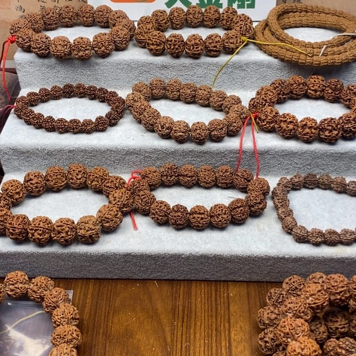 @***飞金刚菩提吊坠尼泊尔大金刚