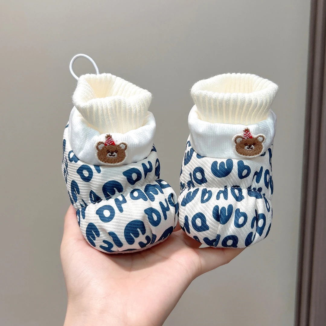 春秋冬季婴儿鞋袜软底防滑新生儿鞋子一体不掉跟加绒保暖棉鞋