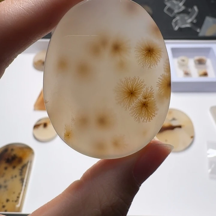 玛瑙/玉髓未镶嵌摆件