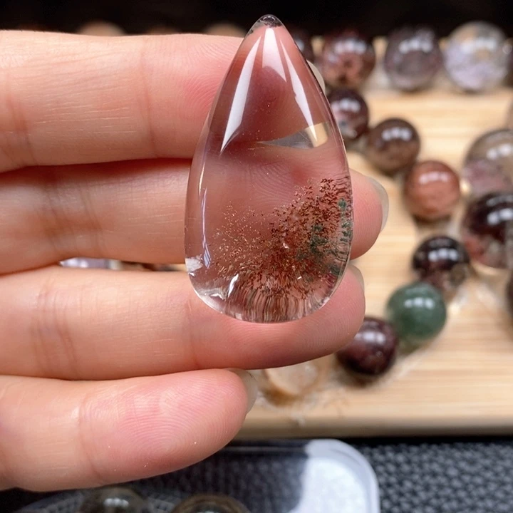 未镶嵌颈饰水晶水晶