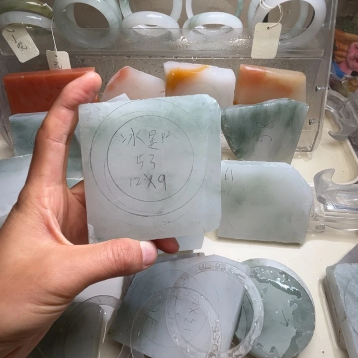 定制石英质玉天山翠定制不退不换
