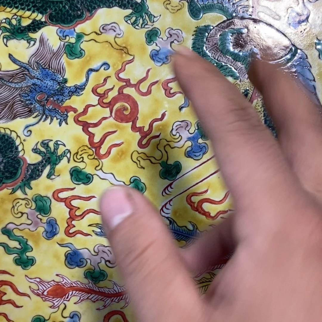 烈***酒陶摆件陶瓷工艺美术精品展览