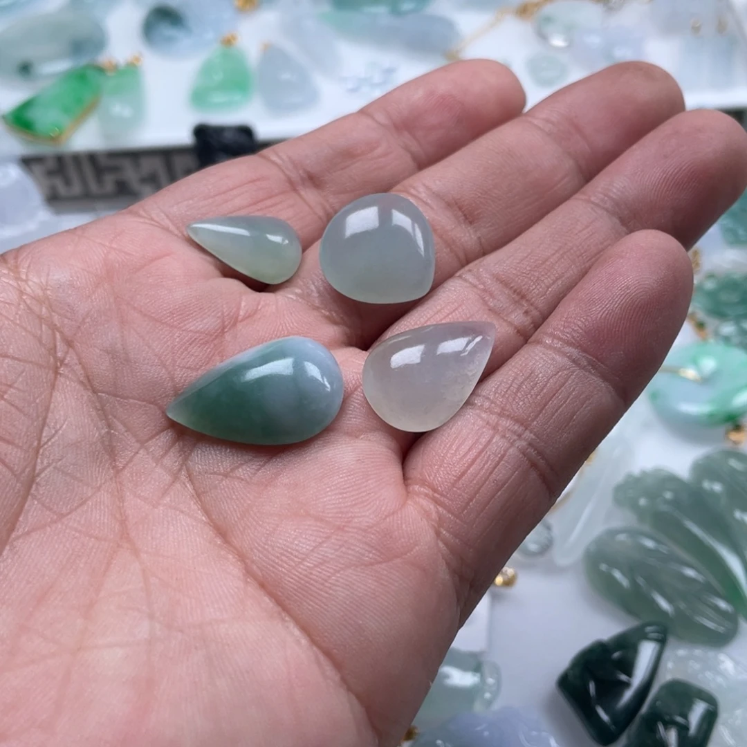 翡翠未镶嵌颈饰翡翠多样性发货一件