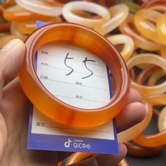 石英质玉未镶嵌手镯