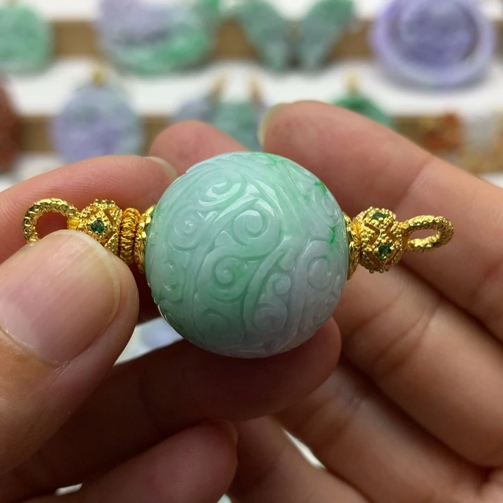 颈饰未镶嵌翡翠翡翠