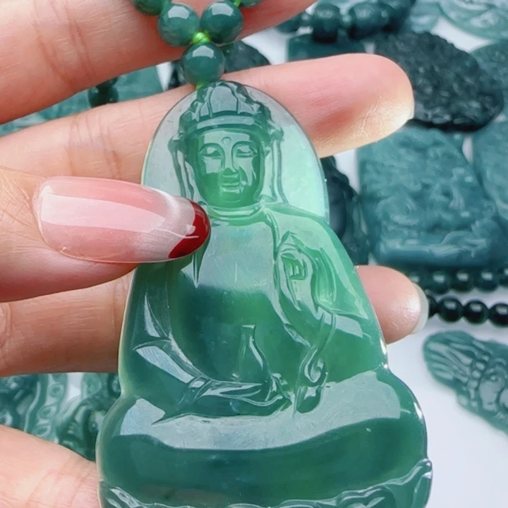 翡翠未镶嵌颈饰多样性发货天然A货翡翠