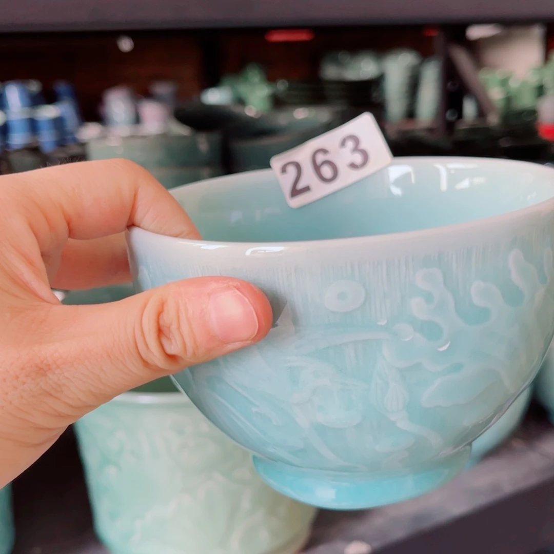 青瓷哈哈哈哈哈哈哈哈哈哈哈哈