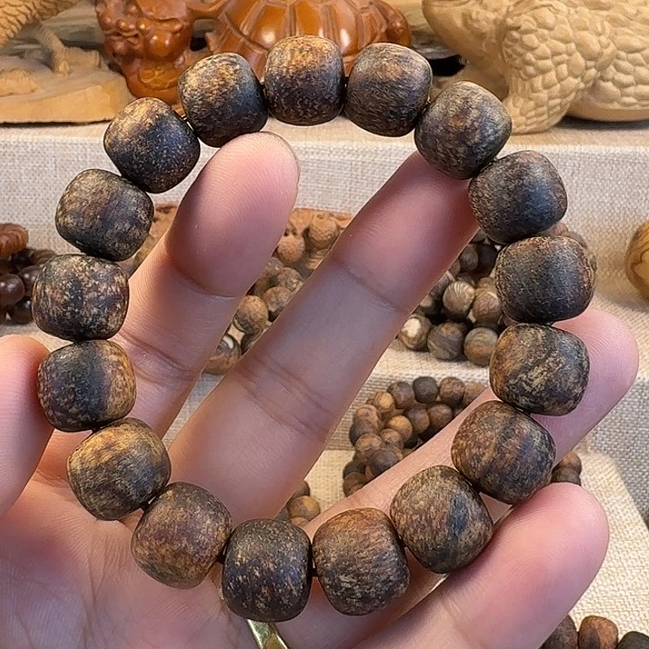 唞***哥贡木1213印贡粗抛黑金龙鳞
