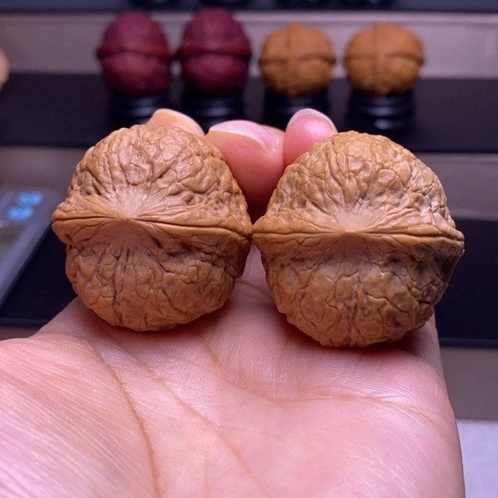 把件文玩核桃粗筋蟒纹虎头11