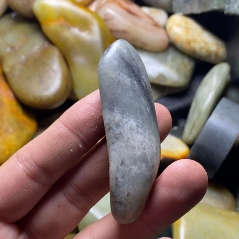 未镶嵌和田玉（糖玉）挂件
