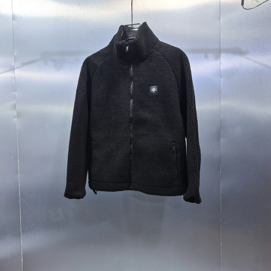 W08-TC24019-STA正面小贴布刺绣印花时尚休闲外套