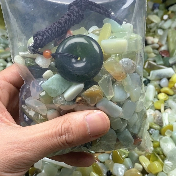 蛇纹石玉未镶嵌鱼缸石