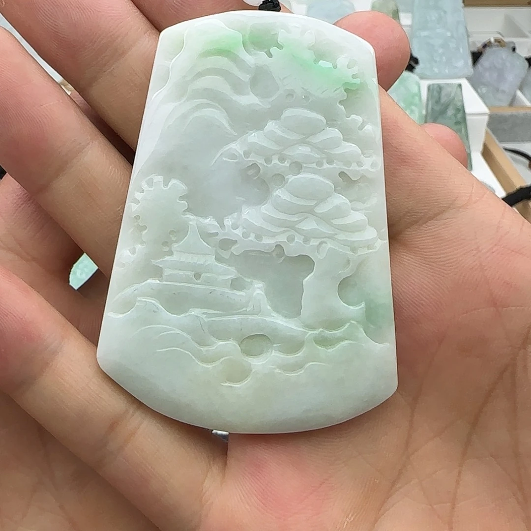 翡翠未镶嵌颈饰翡翠