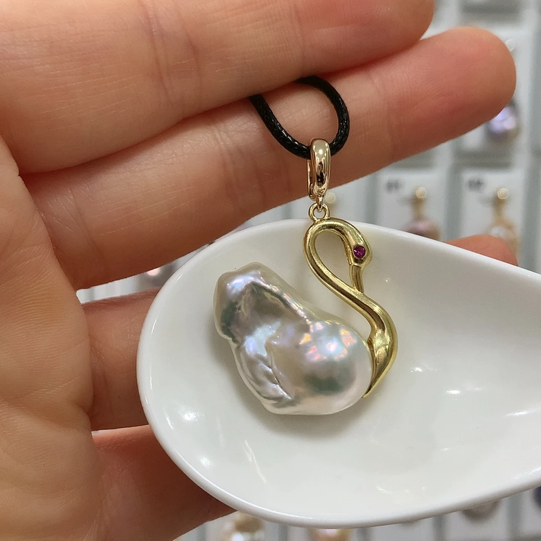 颈饰未镶嵌淡水珍珠