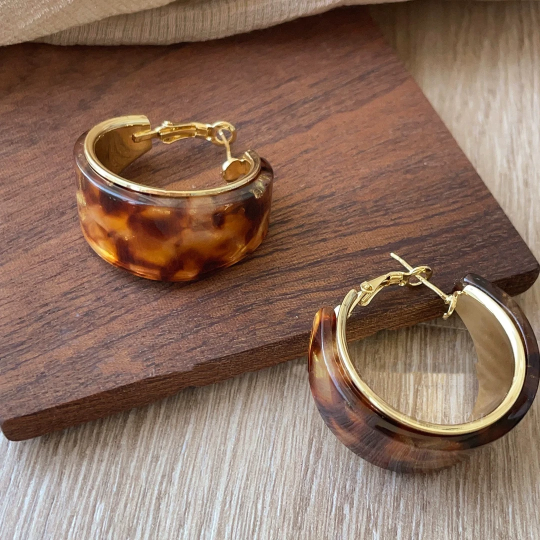 铜合金耳饰 金色宽边轻奢高级感耳扣耳圈美拉德独特耳饰品 A181