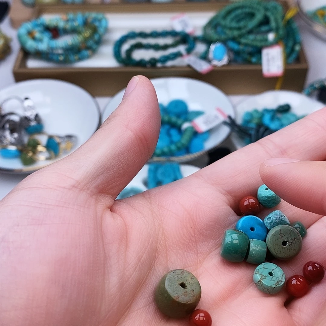 南红玛瑙未镶嵌珠宝奇石