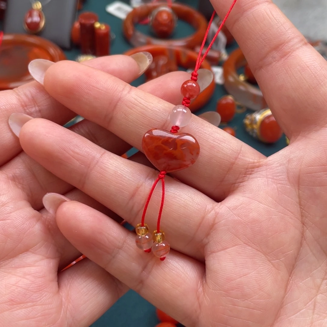 南红玛瑙未镶嵌开播福利川料南红爱心手工编织手机挂