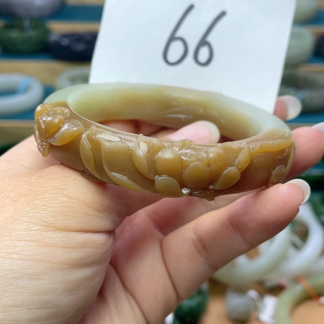 未镶嵌手镯和田玉圈口56