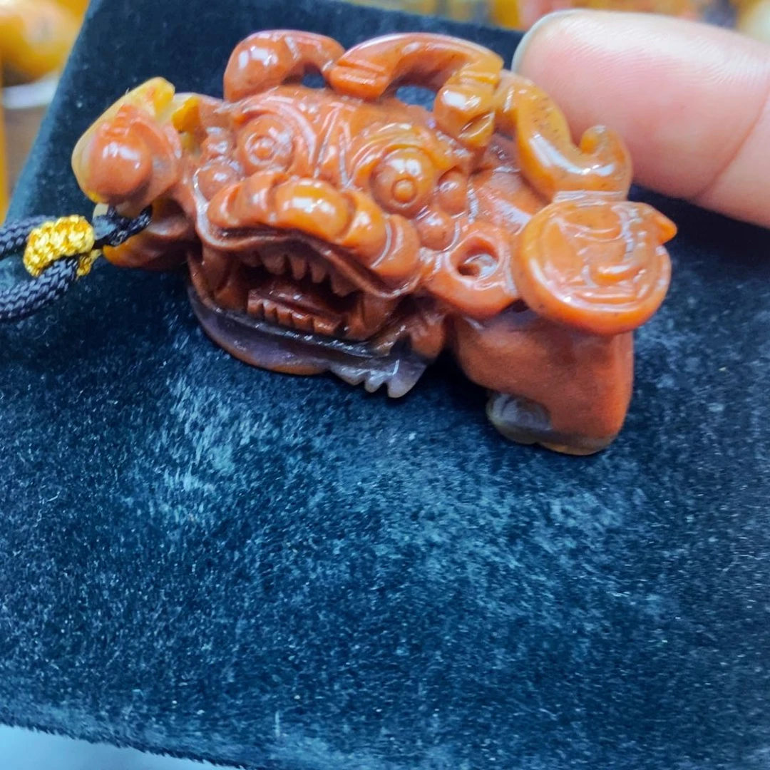 未镶嵌石英质玉（黄龙玉）吊坠(不含链)