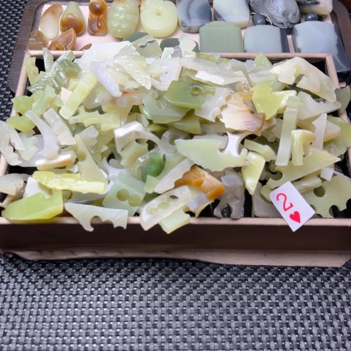 未镶嵌和田玉（糖玉）珠宝半成品