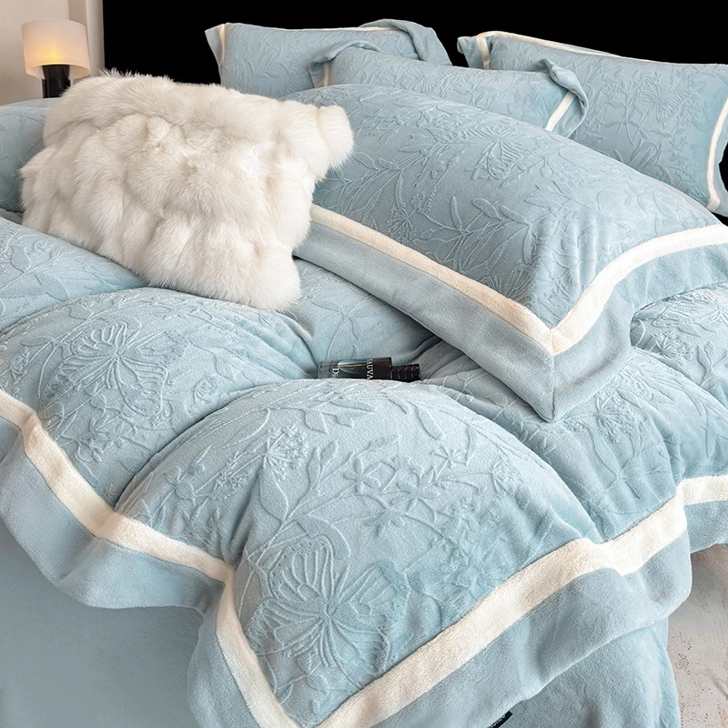 高级感雕花牛奶绒四件套冬季被套加厚保暖床单床笠珊瑚绒床上用品