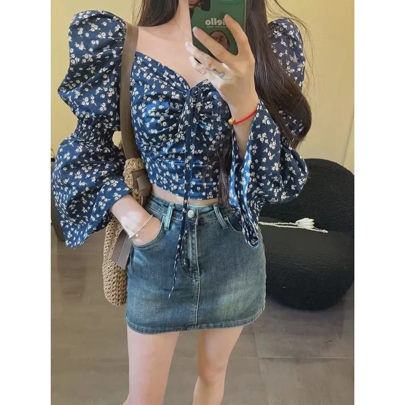韩国东大门春季款法式方领泡泡袖衬衫设计感小众系带碎花短款上衣