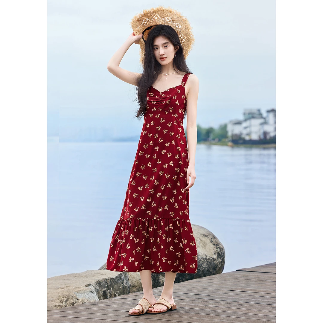 XWI/欣未【夏日花语】海边度假风轻薄长裙2025夏季碎花吊带连衣裙女
