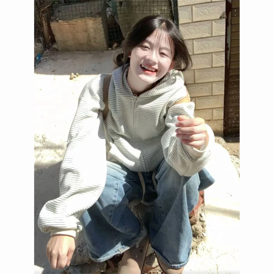 韩系松弛感条纹连帽卫衣外套女春秋设计感宽松慵懒风拉链开衫上衣