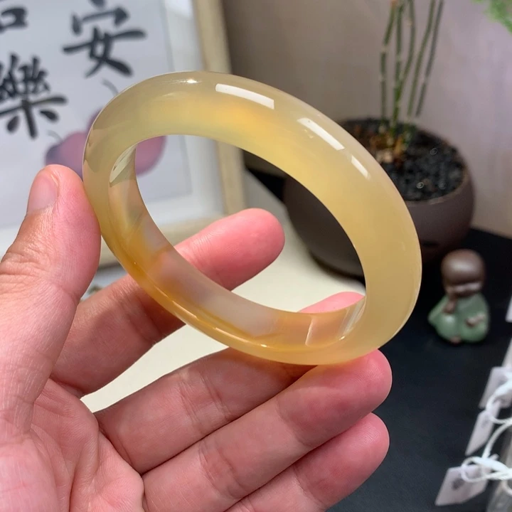玛瑙/玉髓未镶嵌手镯