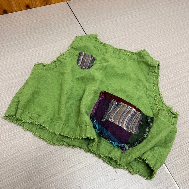 二囍古朴2503162 色织亚麻毛边拼布口袋背心