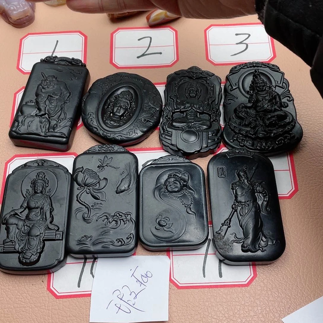 玛瑙/玉髓颈饰合金林**?