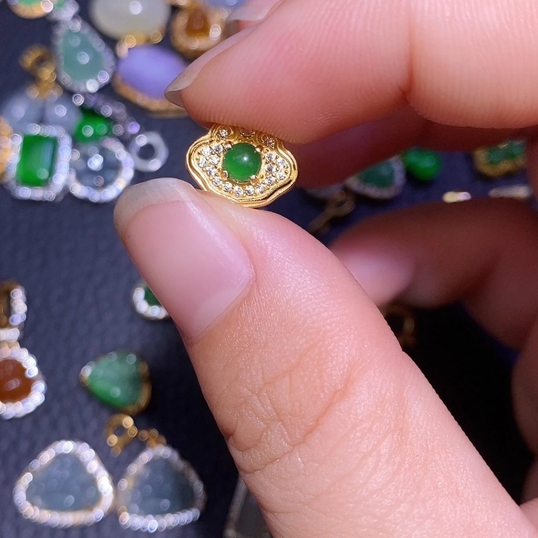 翡翠银S925镶嵌颈饰