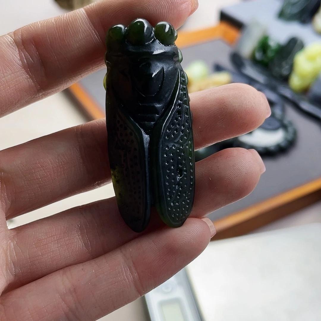 藏***羊颈饰未镶嵌和田玉