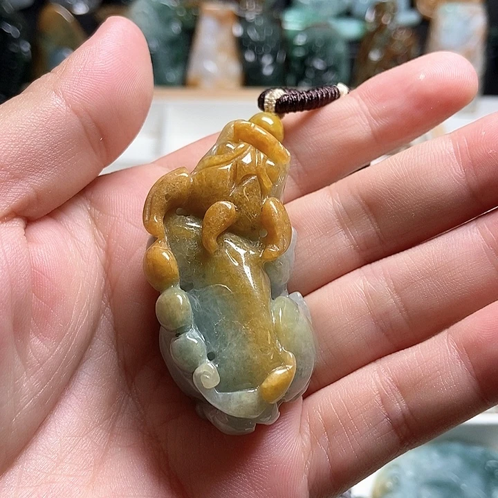 翡翠未镶嵌颈饰翡翠a货